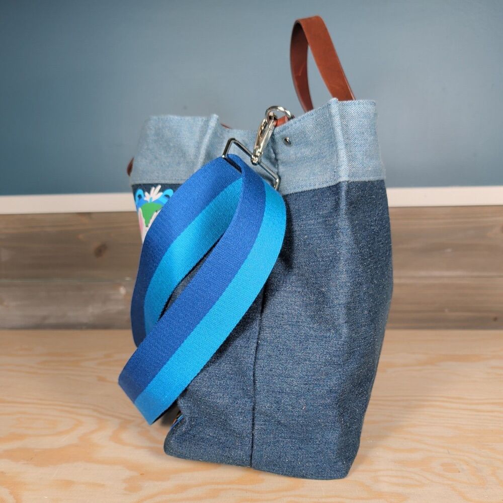 Brighton Artful At Heart Fur Family East West Denim Denim Tote Cats Dogs - Picture 7 of 12